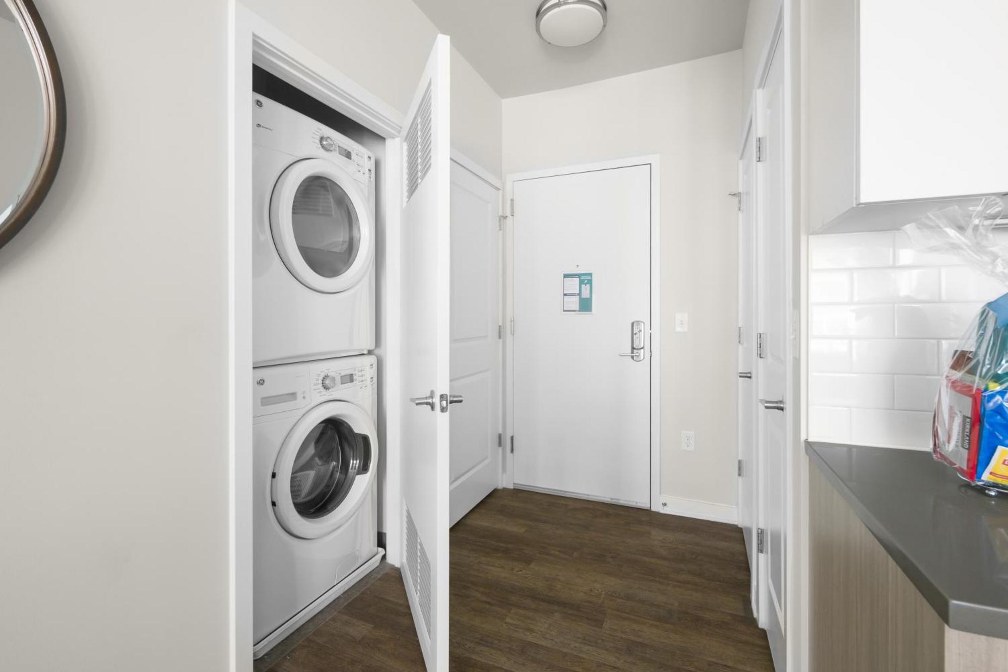 Global Luxury Suites At Reston Luaran gambar