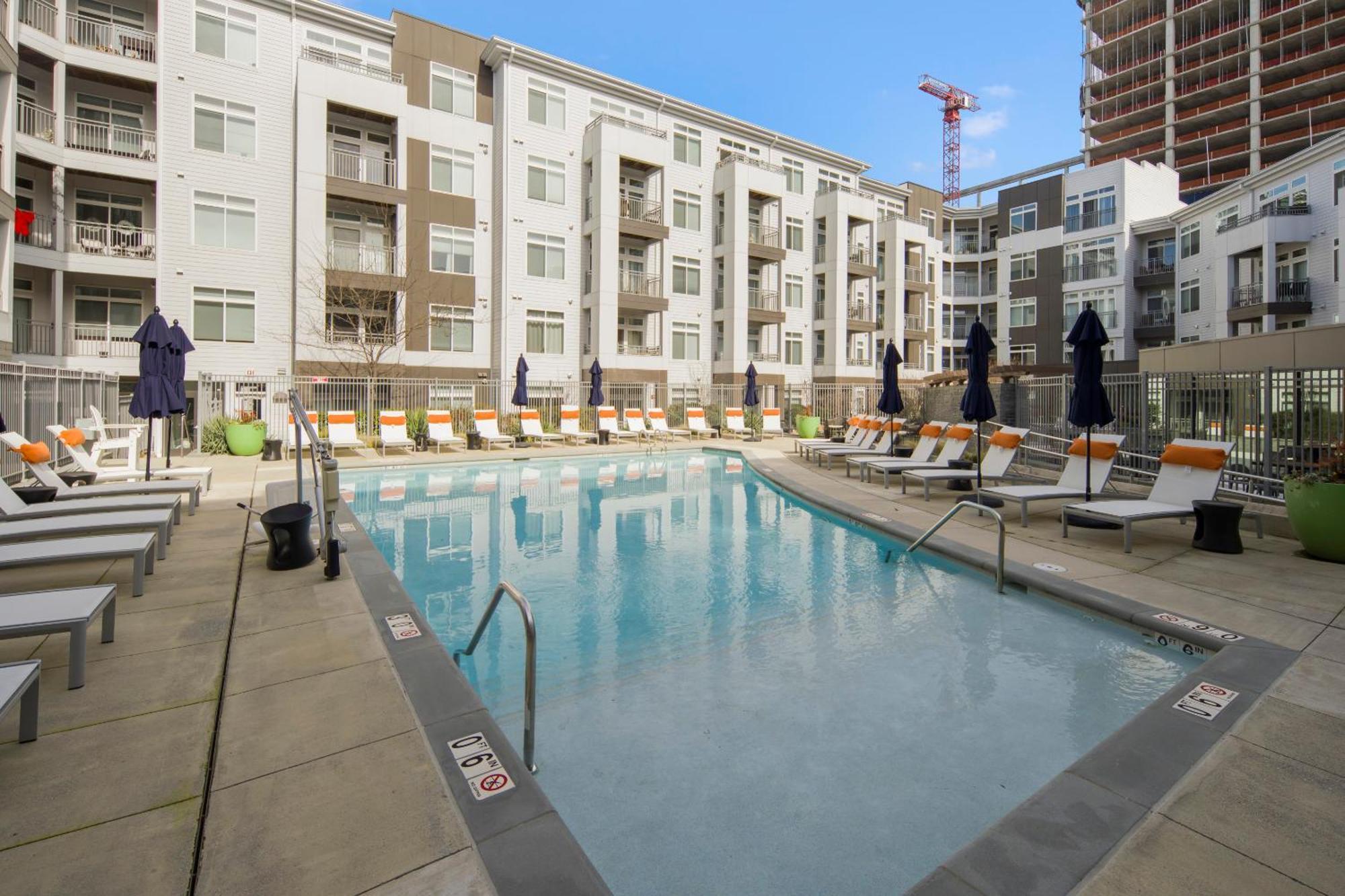 Global Luxury Suites At Reston Luaran gambar
