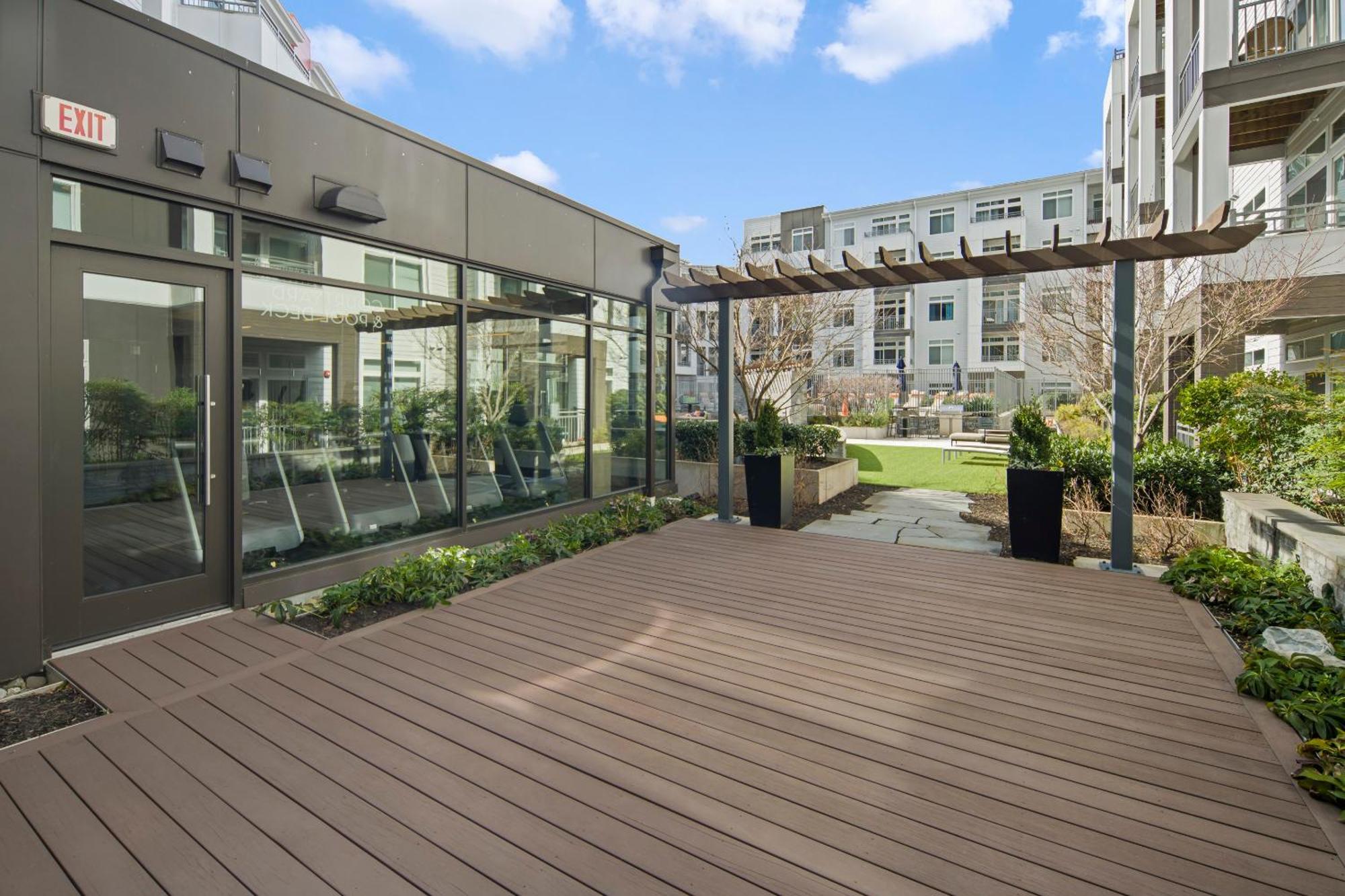 Global Luxury Suites At Reston Luaran gambar